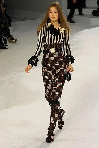 Look 30